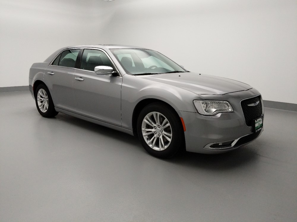 2017 Chrysler 300 - Passenger Front Side