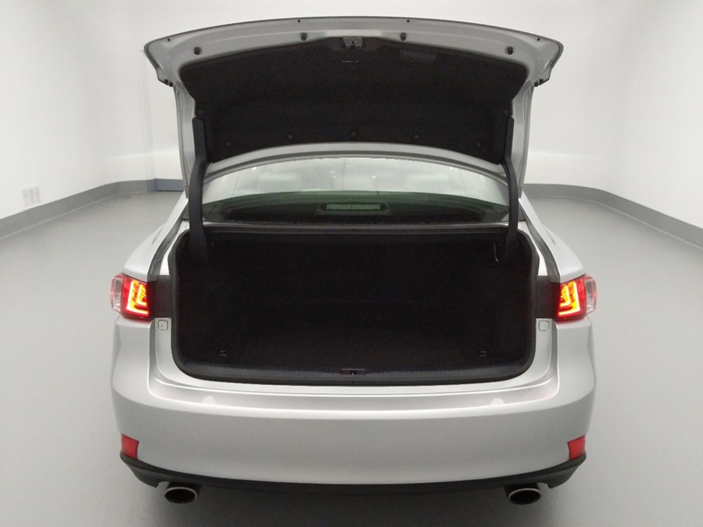 2015 Lexus IS 350 - Trunk