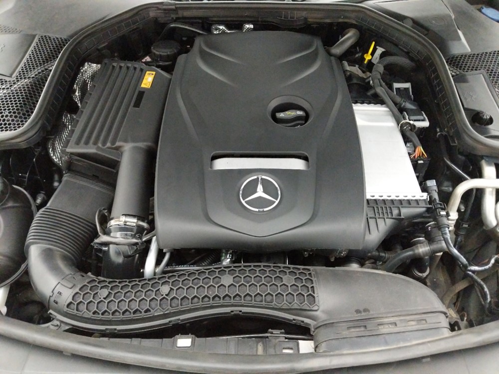 2017 Mercedes-Benz C300 - Engine