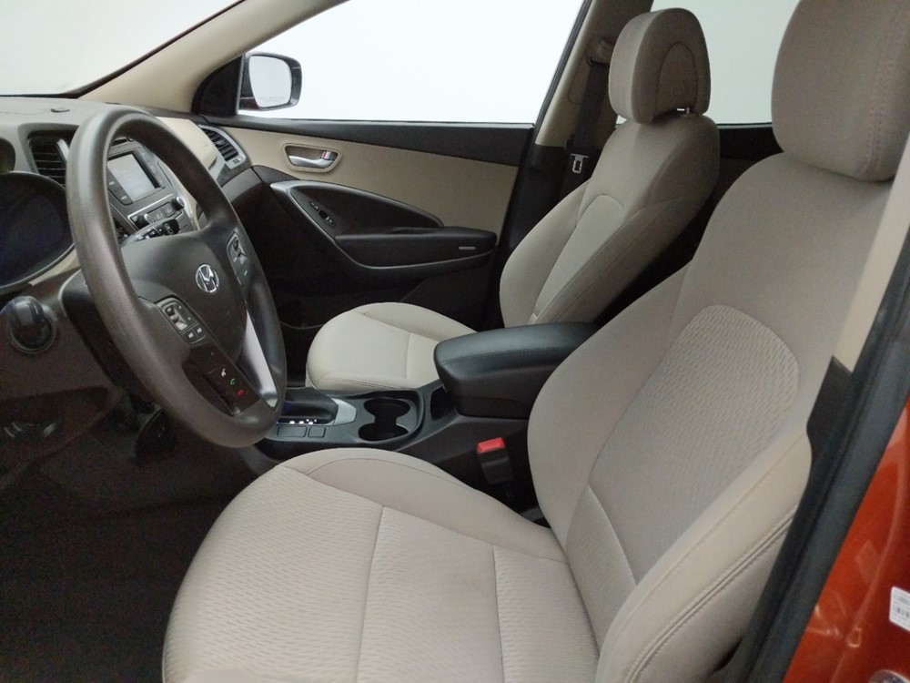 2017 Hyundai Santa Fe - Driver Front Seat