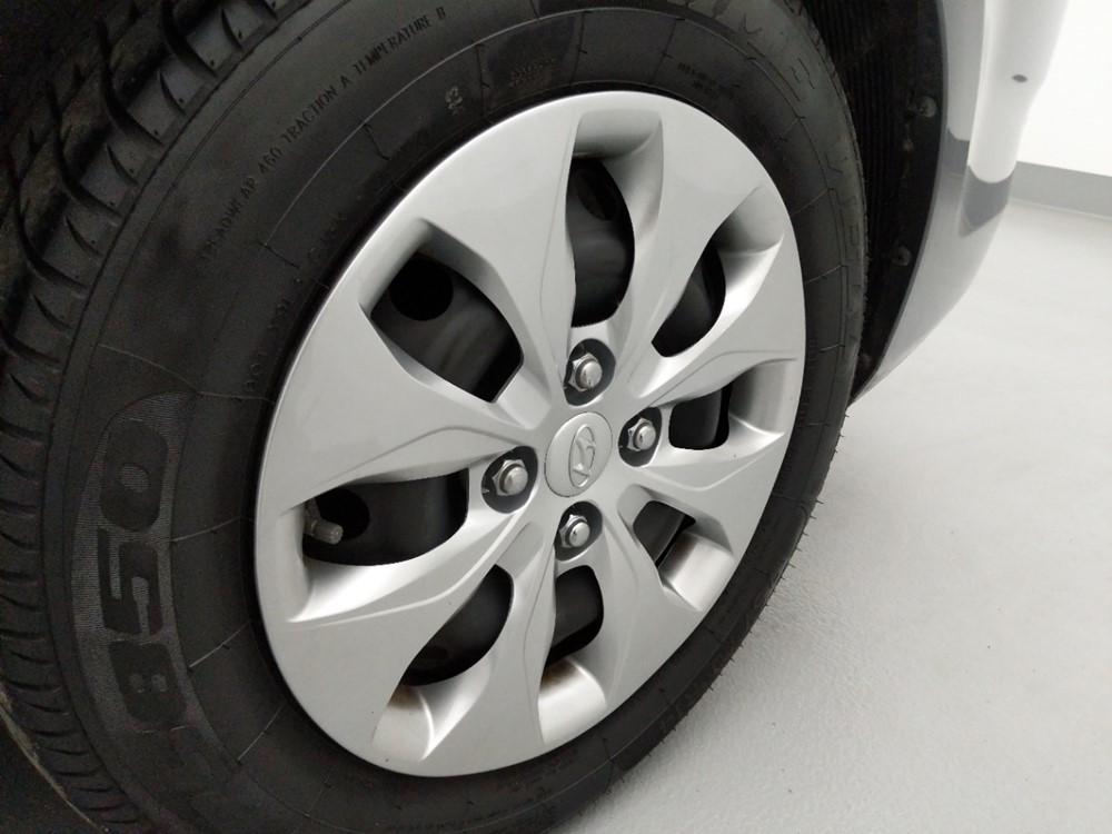 2017 Hyundai Accent - Wheel