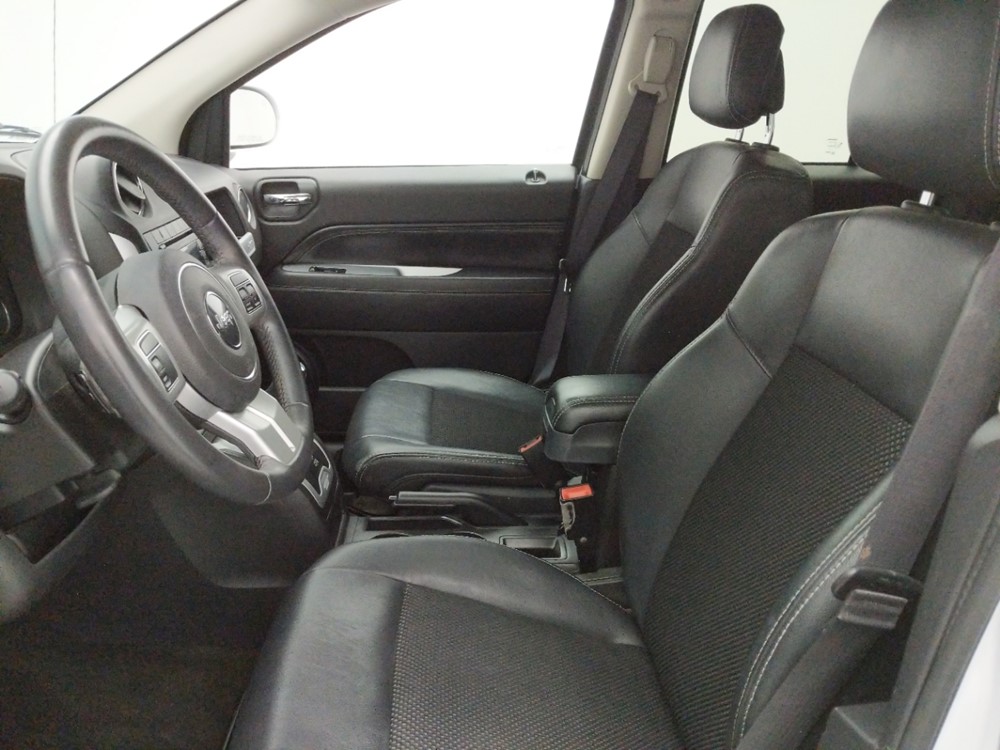 2016 Jeep Compass - Driver Front Seat