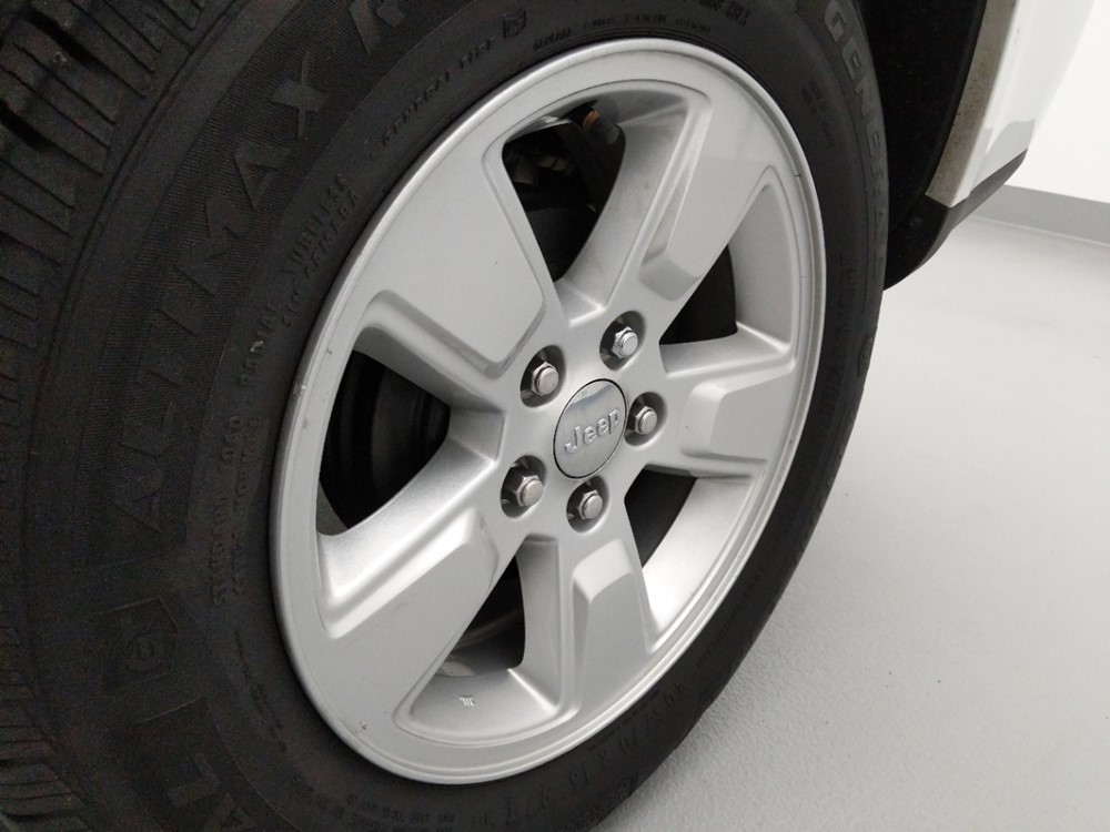 2016 Jeep Compass - Wheel