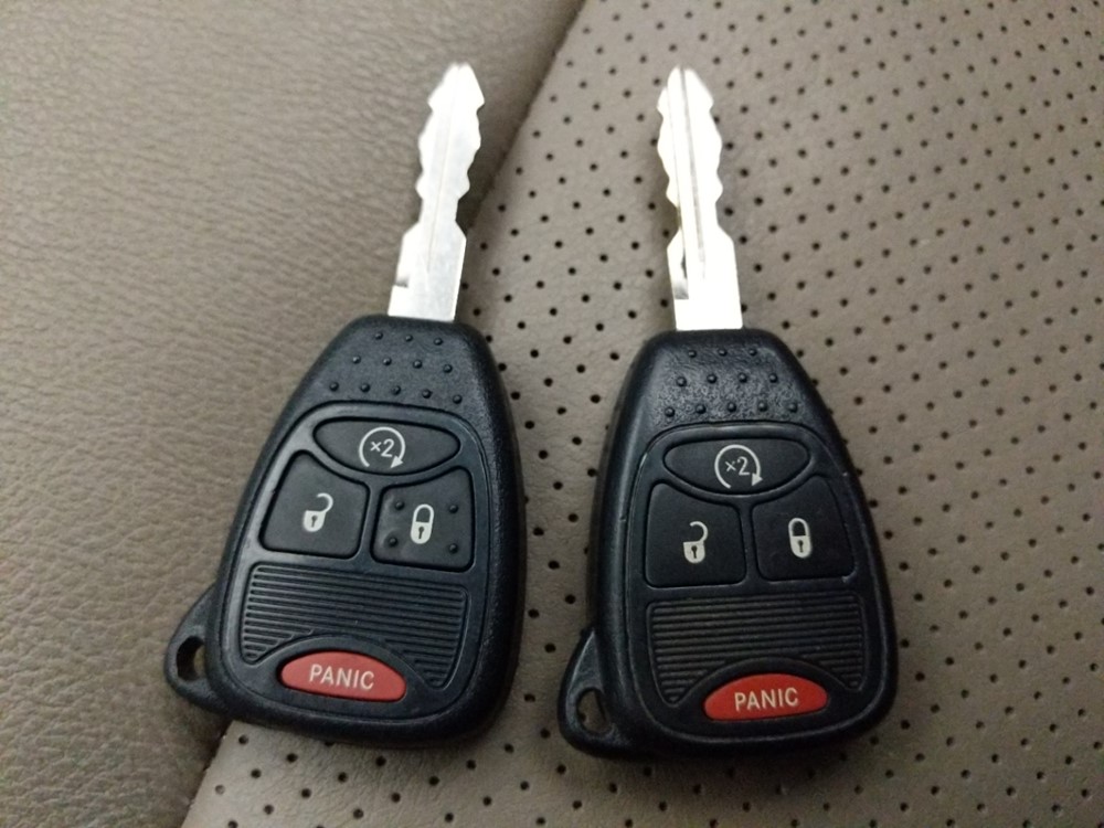 2014 Jeep Compass - Keys