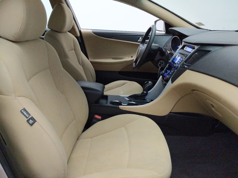 2011 Hyundai Sonata - Passenger Front Seat