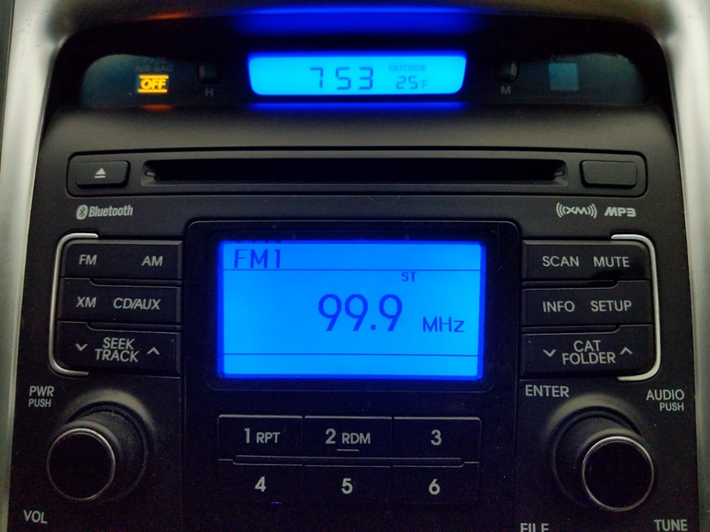 2011 Hyundai Sonata - Stereo Package
