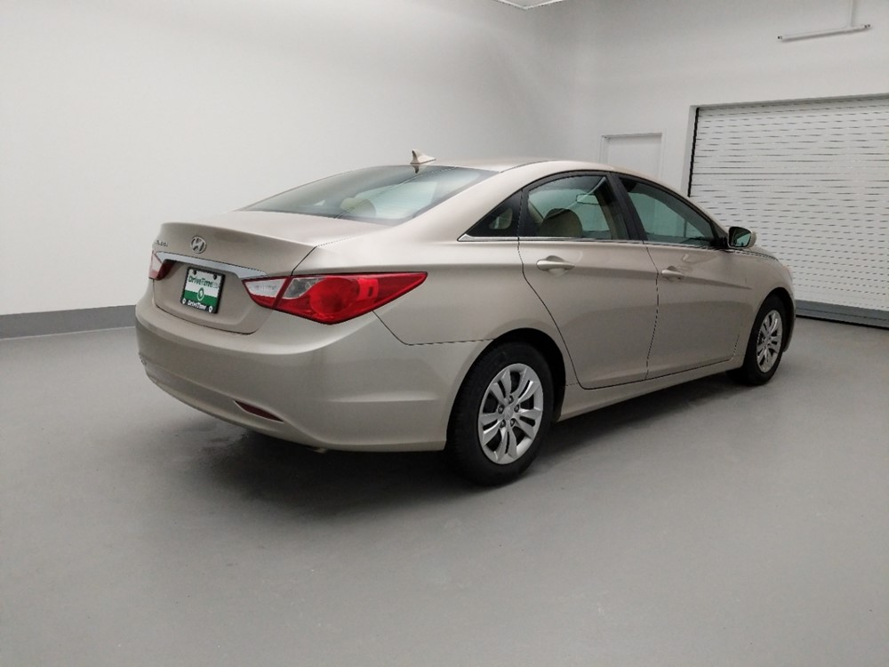 2011 Hyundai Sonata - Passenger Rear Bumper