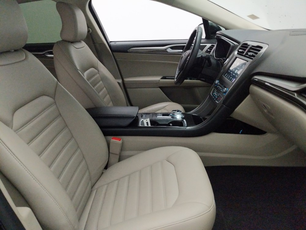 2017 Ford Fusion - Passenger Front Seat