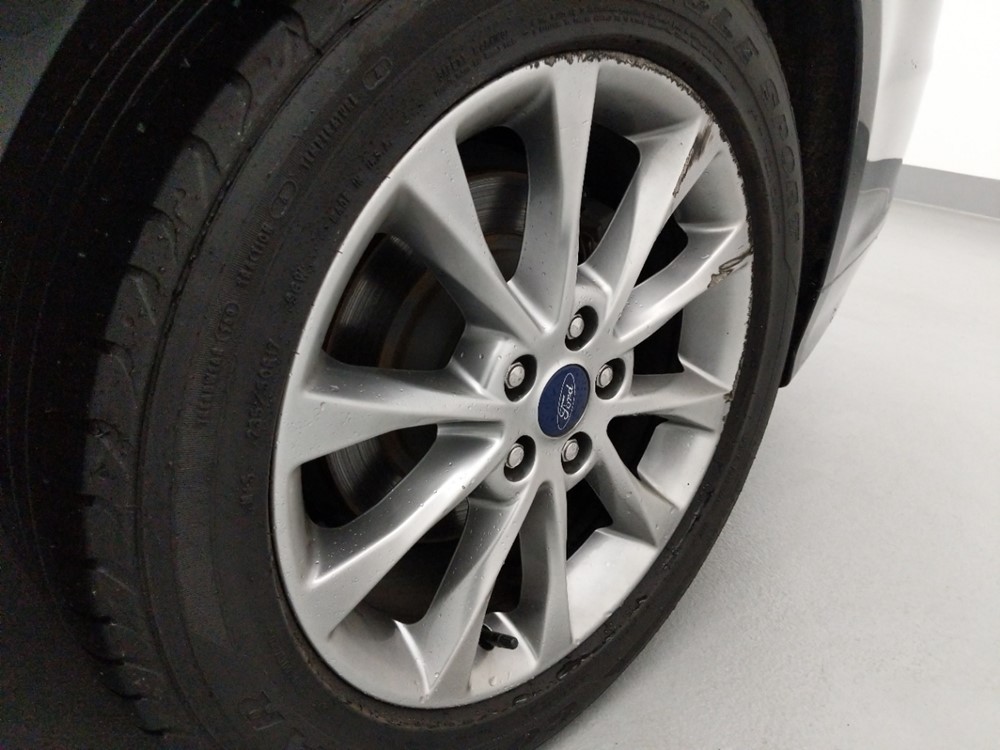 2017 Ford Fusion - Wheel
