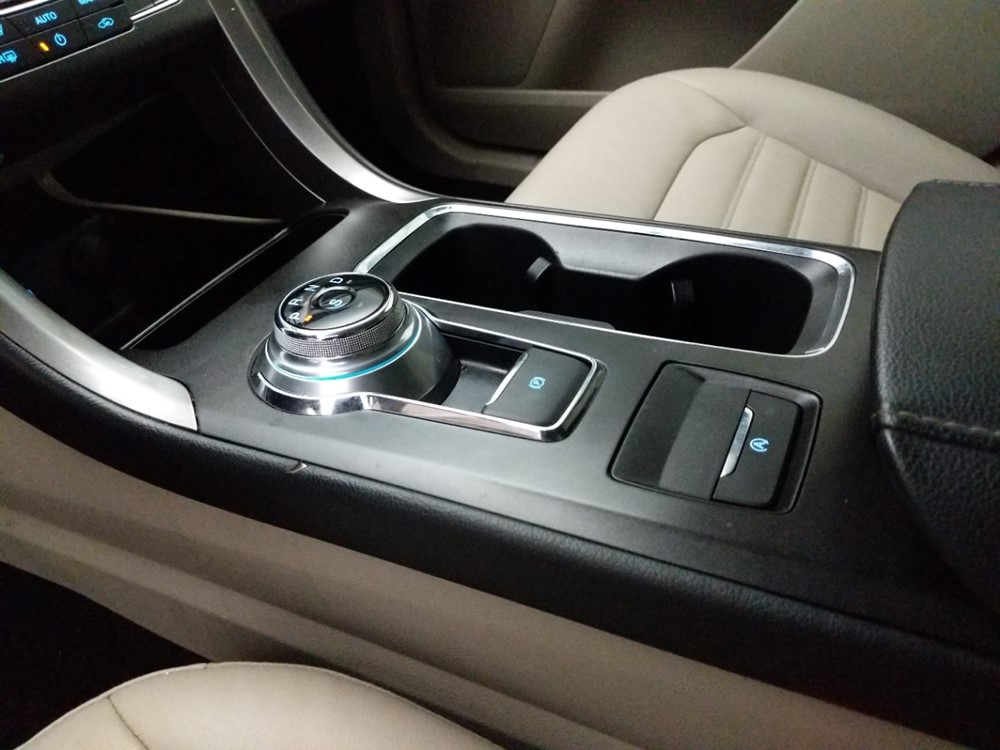 2017 Ford Fusion - Center Console/Cup Holders