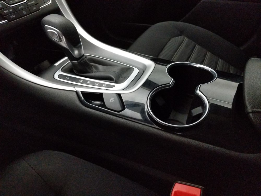 2016 Ford Fusion - Center Console/Cup Holders