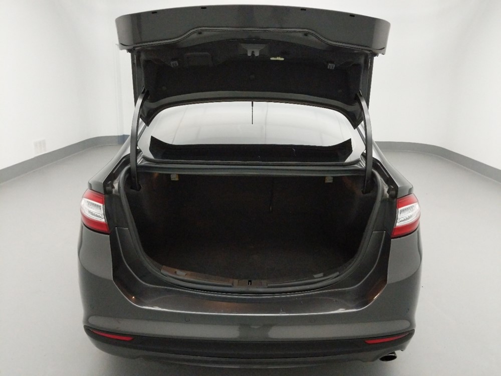 2016 Ford Fusion - Trunk