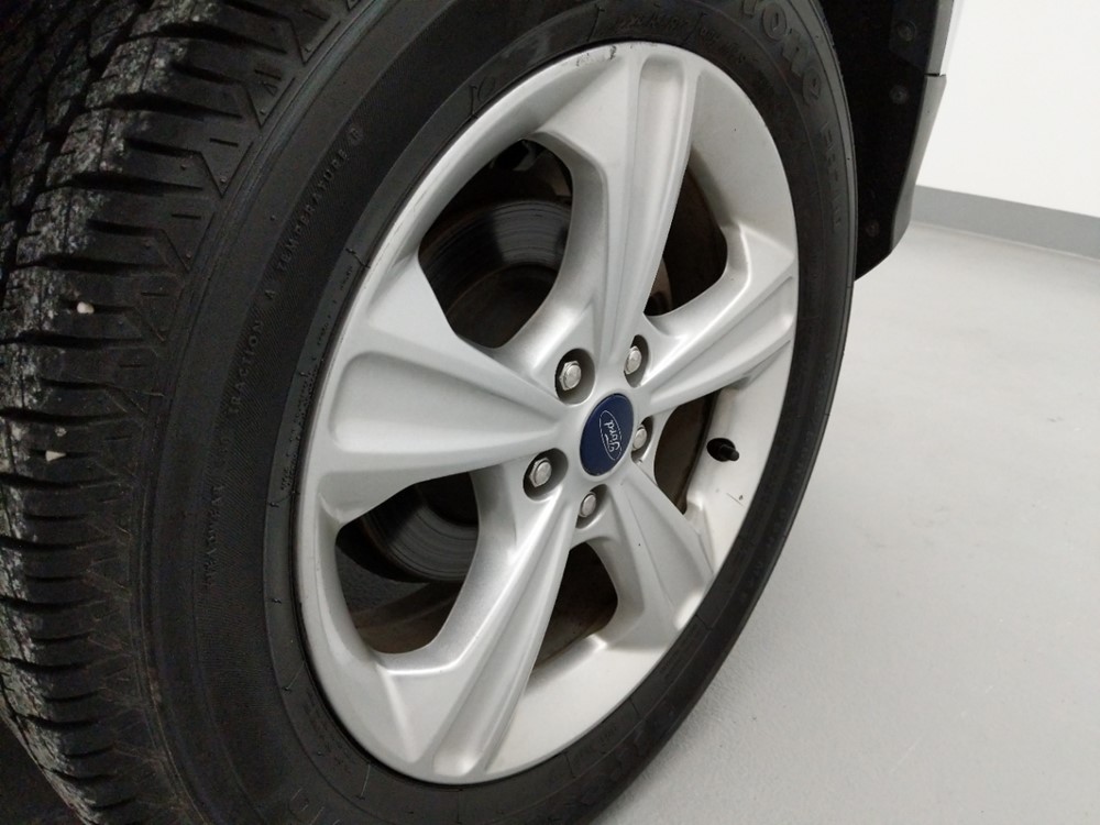2016 Ford Escape - Wheel