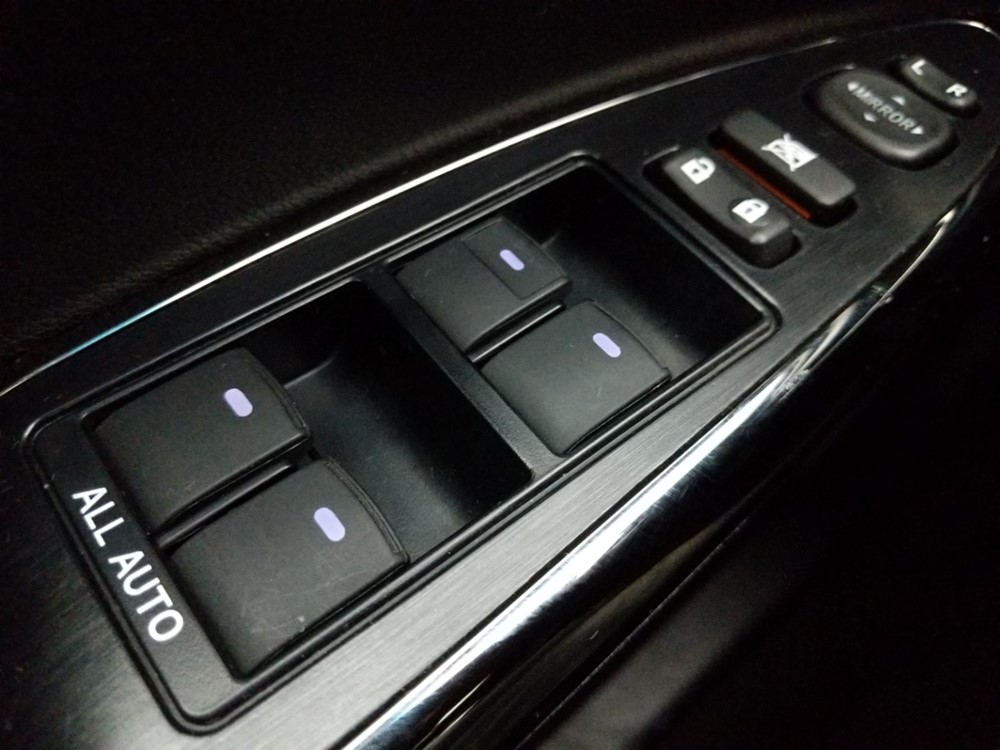 2013 Toyota Avalon - Driver Power Windows/Lock Control