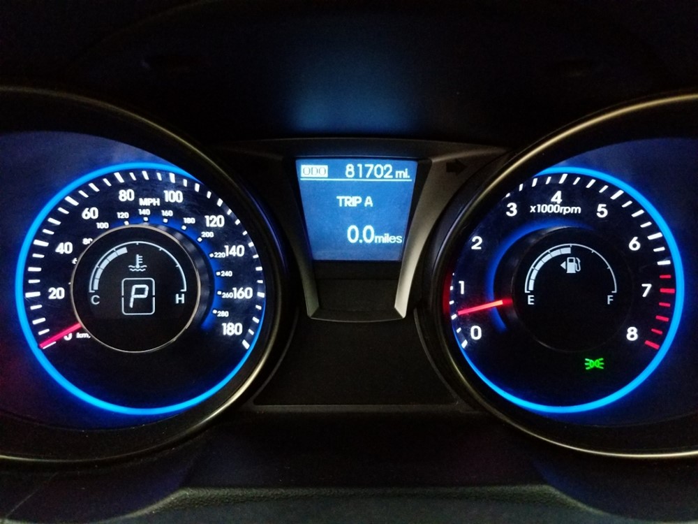 2013 Hyundai Genesis - Odometer Close Up