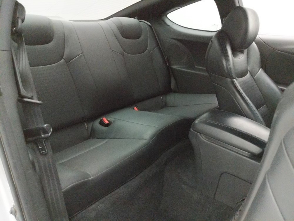 2013 Hyundai Genesis - Passenger Rear Seat