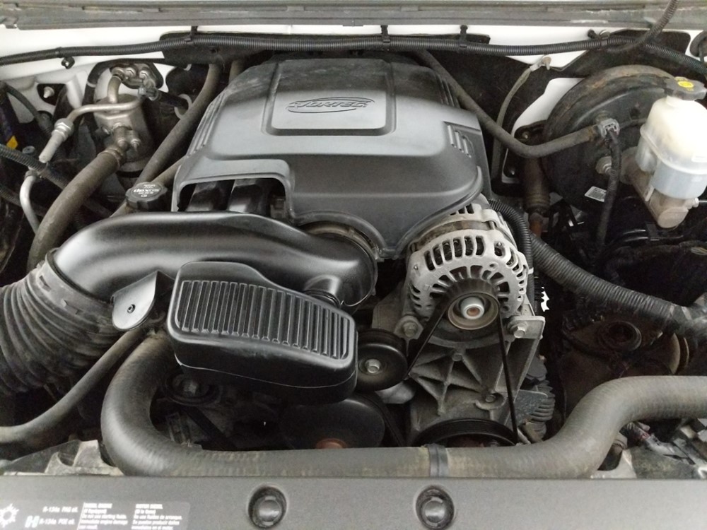 2012 Chevrolet Silverado 1500 - Engine