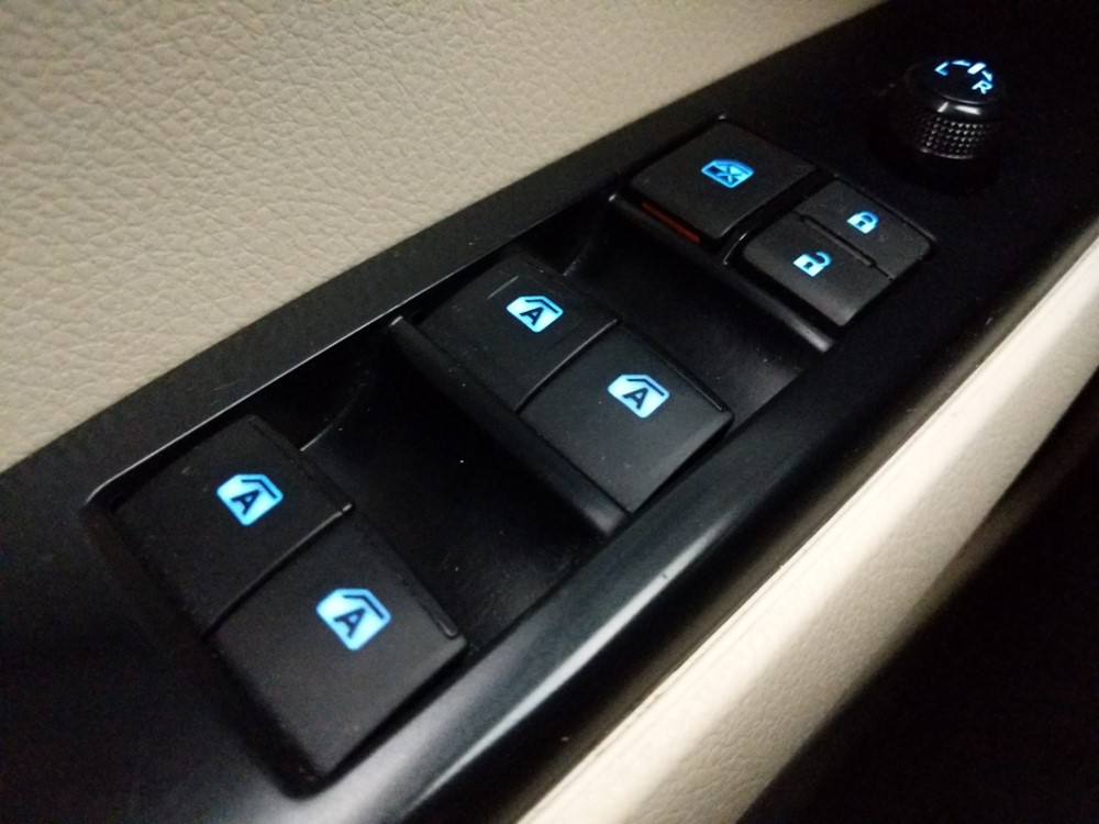 2018 Toyota Camry - Driver Power Windows/Lock Control