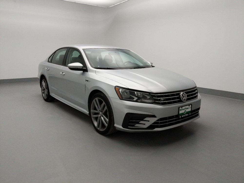 2018 Volkswagen Passat - Passenger Front Bumper