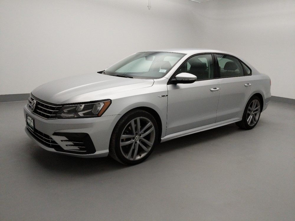 2018 Volkswagen Passat - Driver Front Side