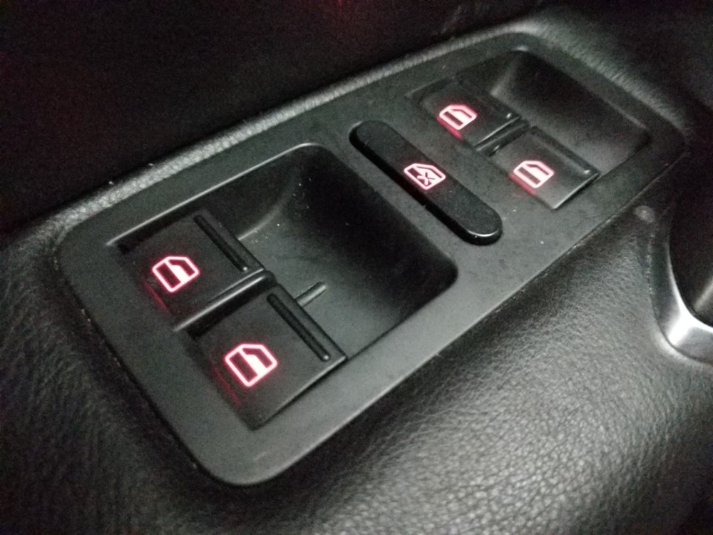 2018 Volkswagen Passat - Driver Power Windows/Lock Control