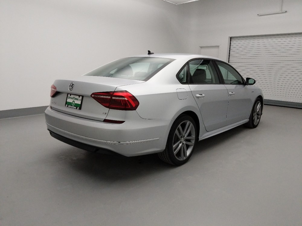 2018 Volkswagen Passat - Passenger Rear Bumper