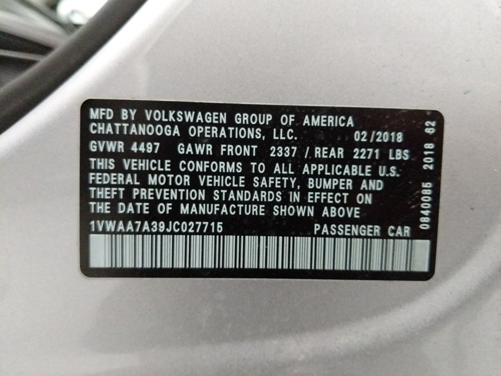 2018 Volkswagen Passat - VIN Plate