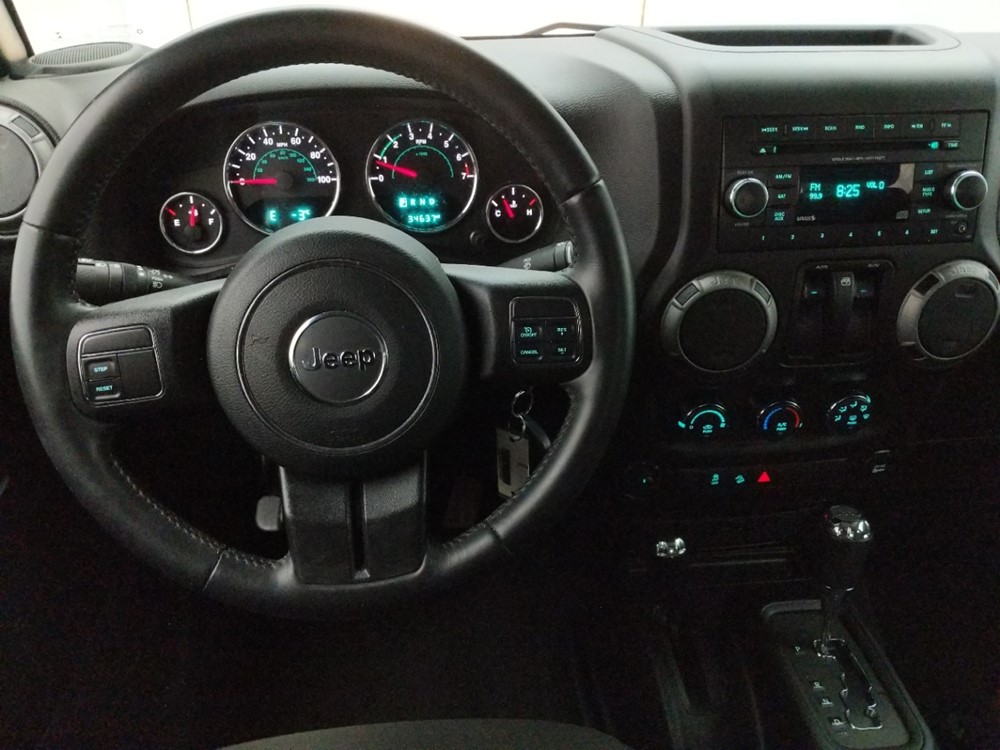 2016 Jeep Wrangler - Driver Dash