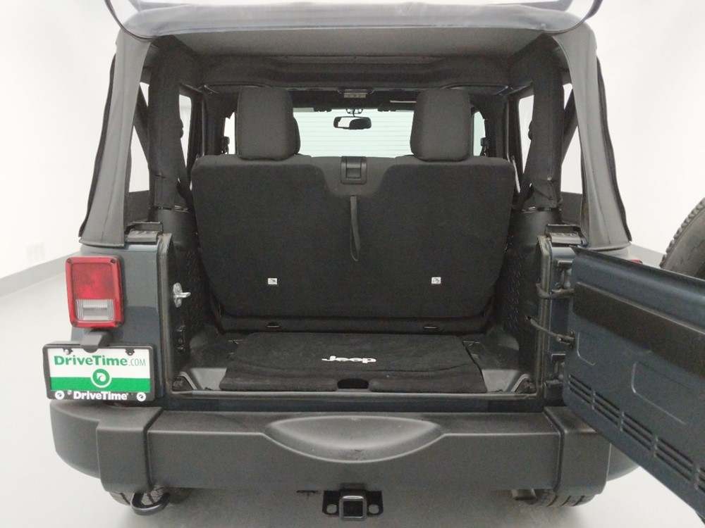 2016 Jeep Wrangler - Trunk