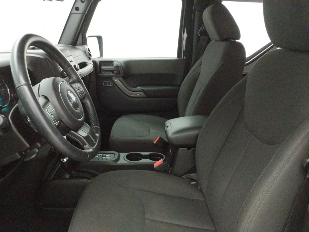 2016 Jeep Wrangler - Driver Front Seat