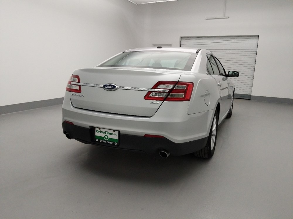 2014 Ford Taurus - Passenger Rear Trunk