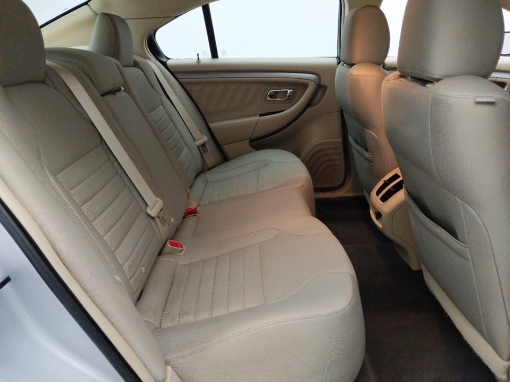 2014 Ford Taurus - Passenger Rear Seat