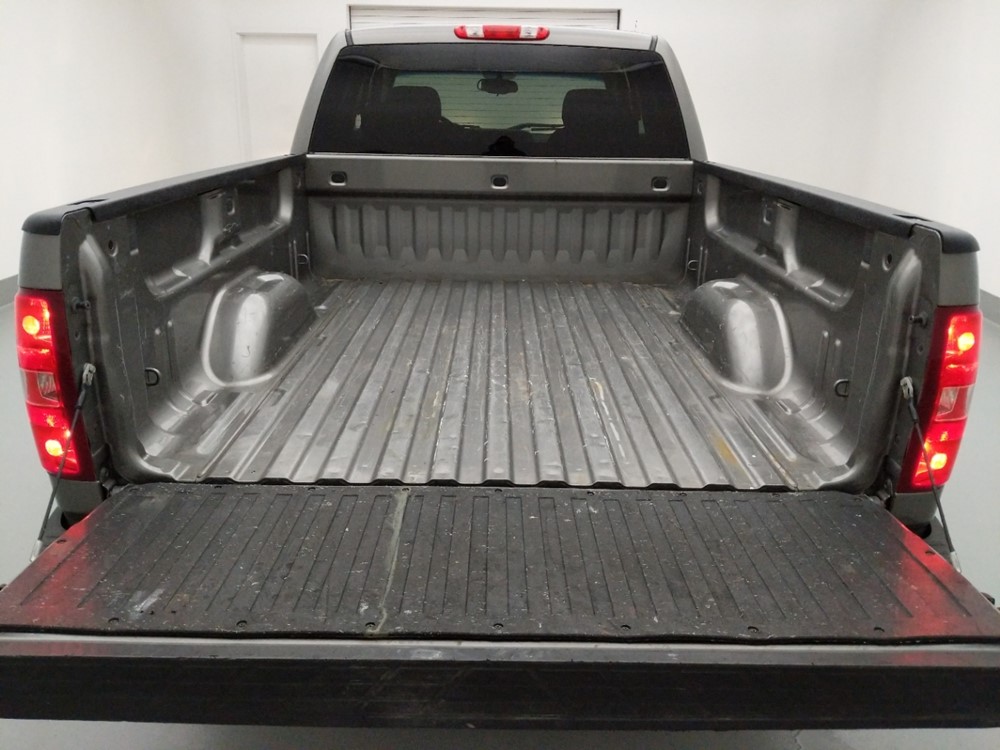 2013 Chevrolet Silverado 1500 - Trunk