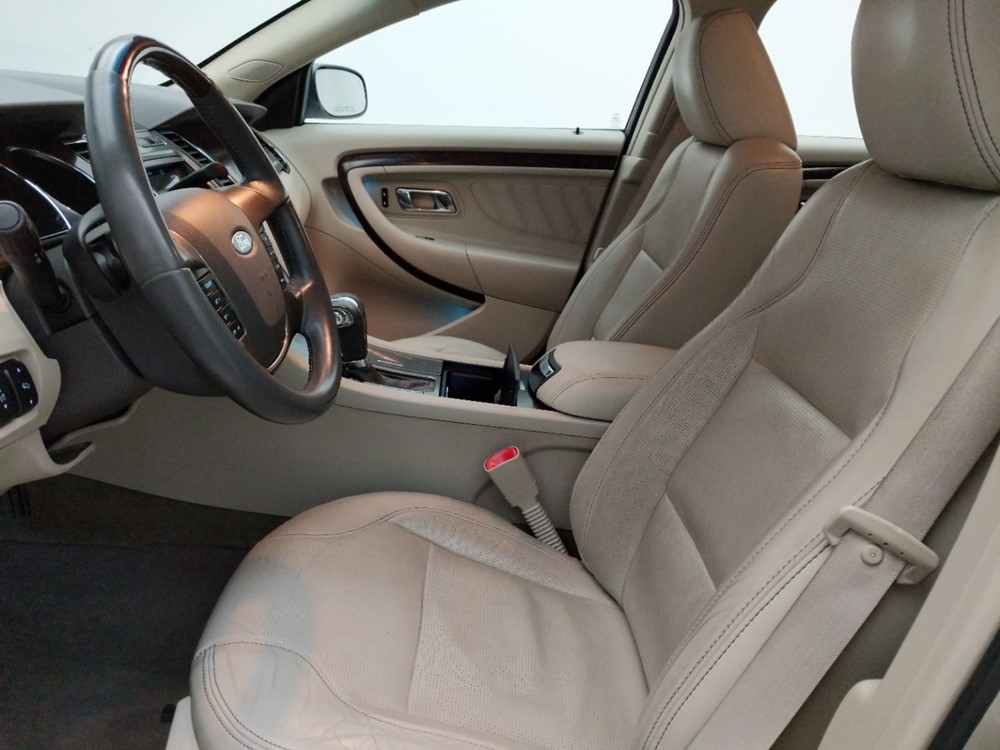 2010 Ford Taurus - Driver Front Seat