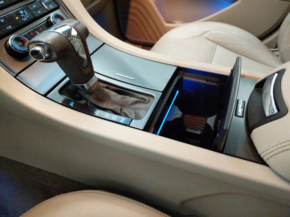 2010 Ford Taurus - Center Console/Cup Holders