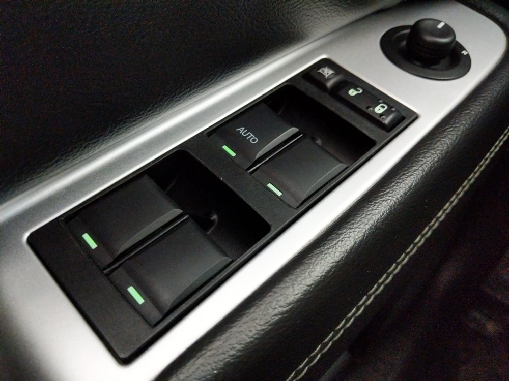 2014 Jeep Compass - Driver Power Windows/Lock Control