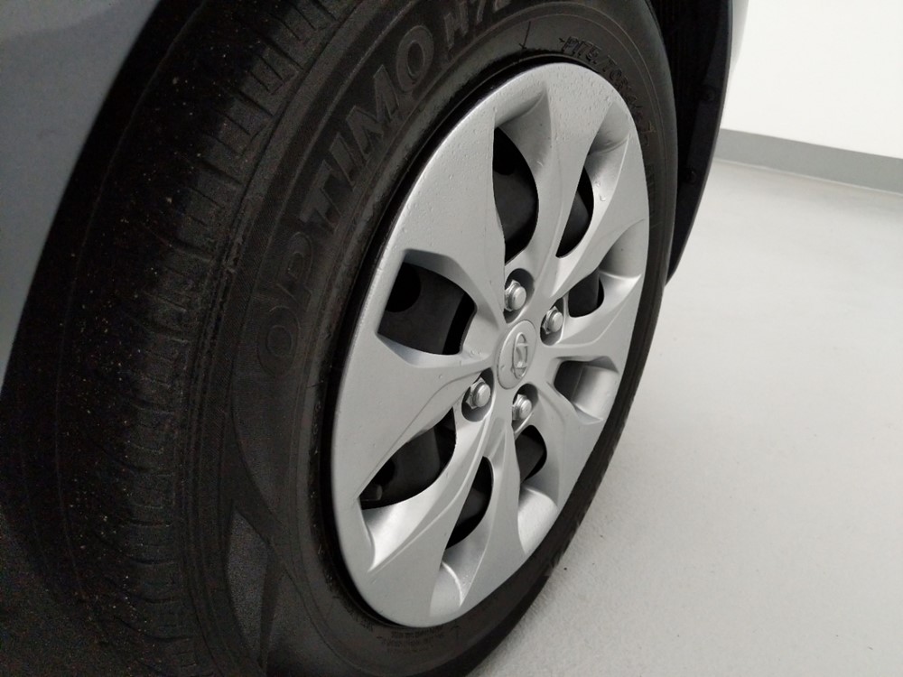 2017 Hyundai Accent - Wheel