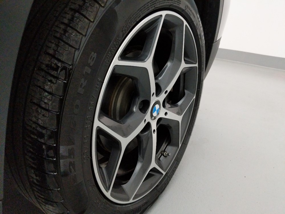 2016 BMW X1 - Wheel