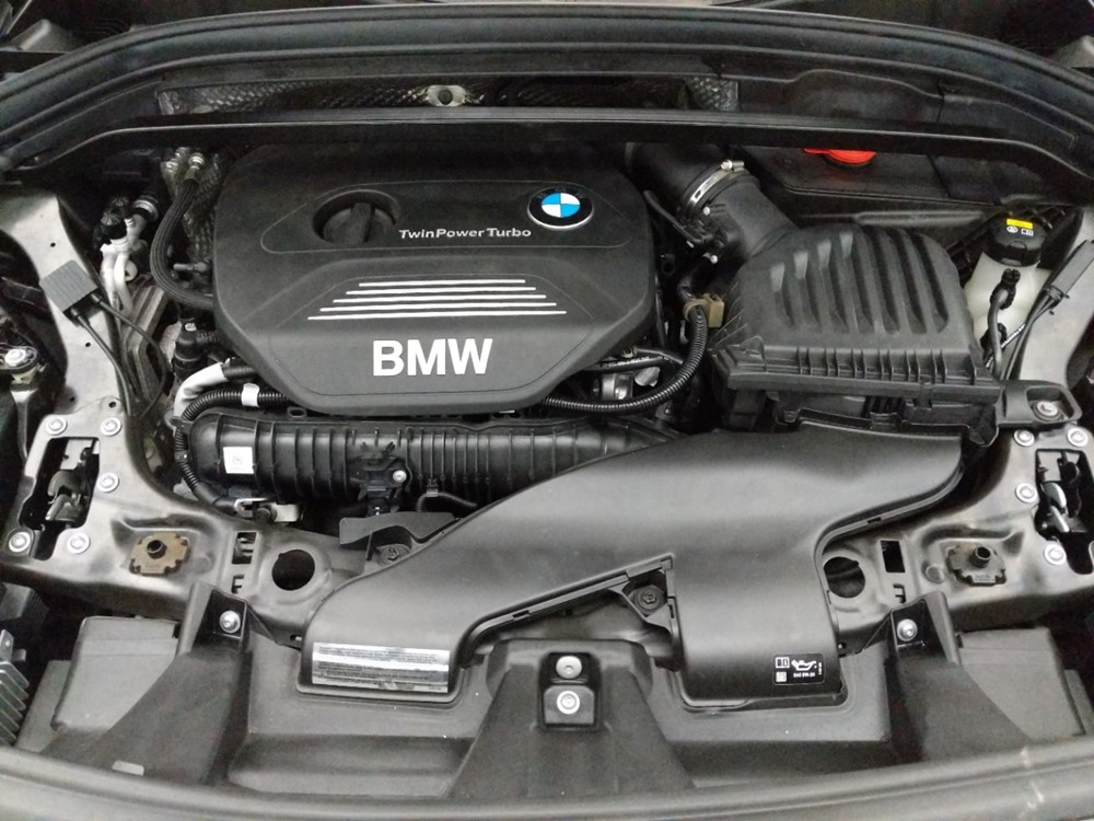2016 BMW X1 - Engine