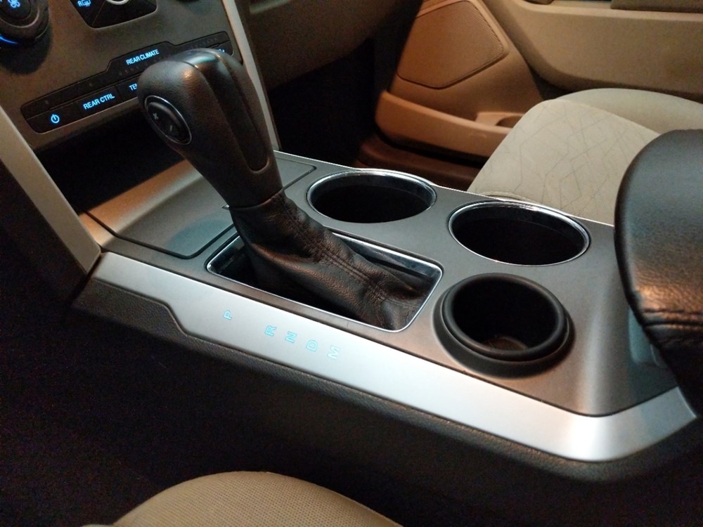 2013 Ford Explorer - Center Console/Cup Holders