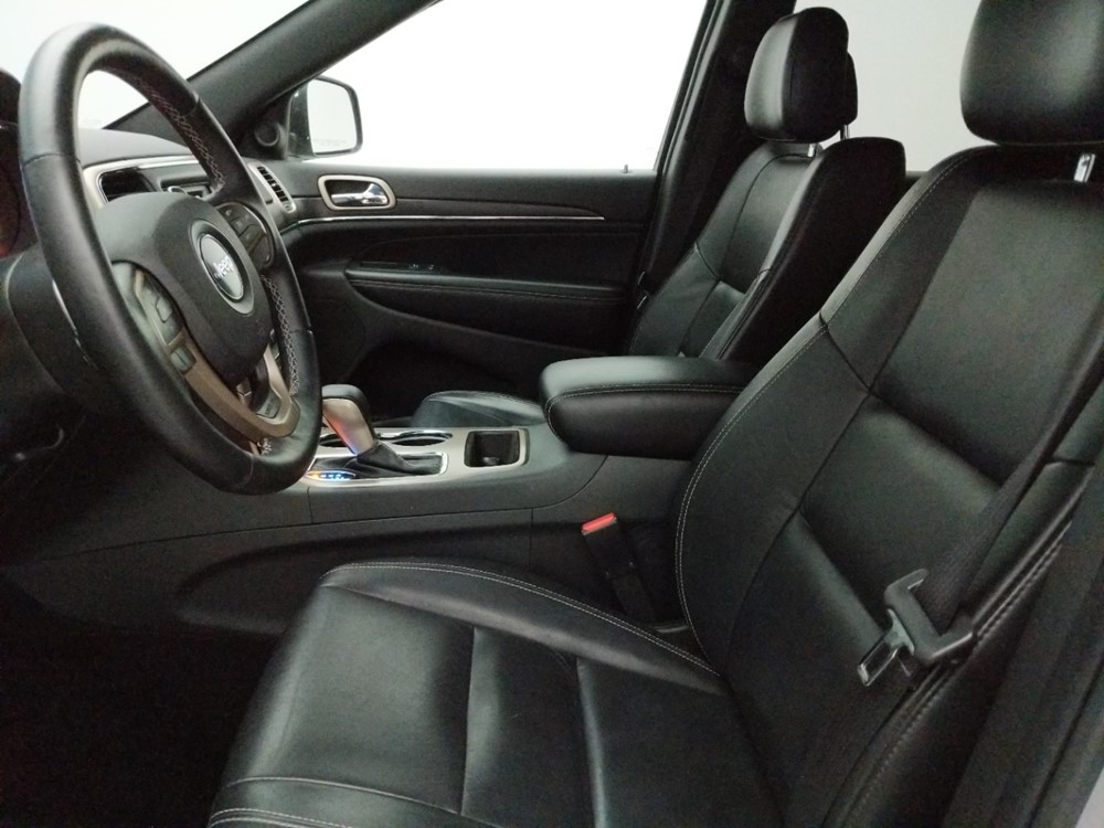 2017 Jeep Grand Cherokee - Driver Front Seat