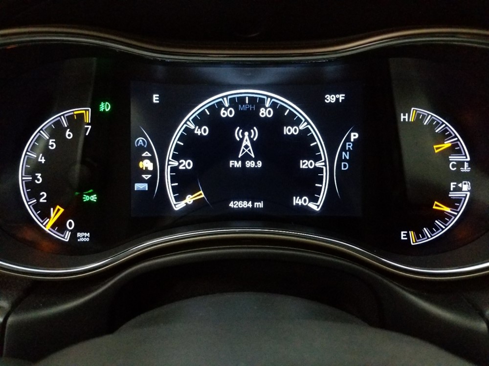 2017 Jeep Grand Cherokee - Odometer Close Up
