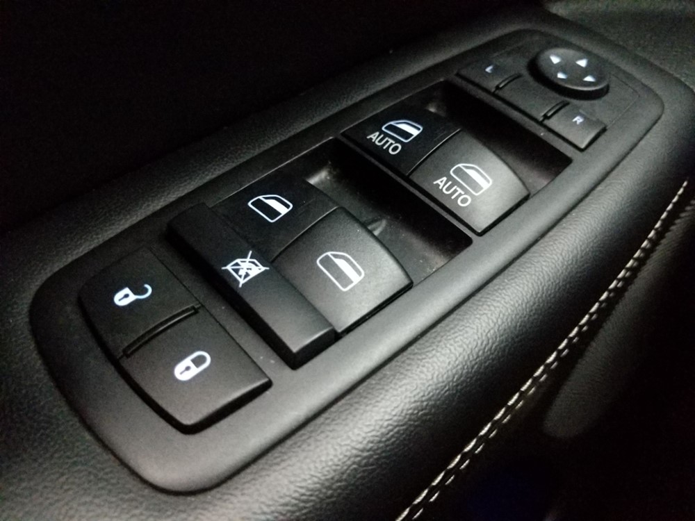 2017 Jeep Grand Cherokee - Driver Power Windows/Lock Control