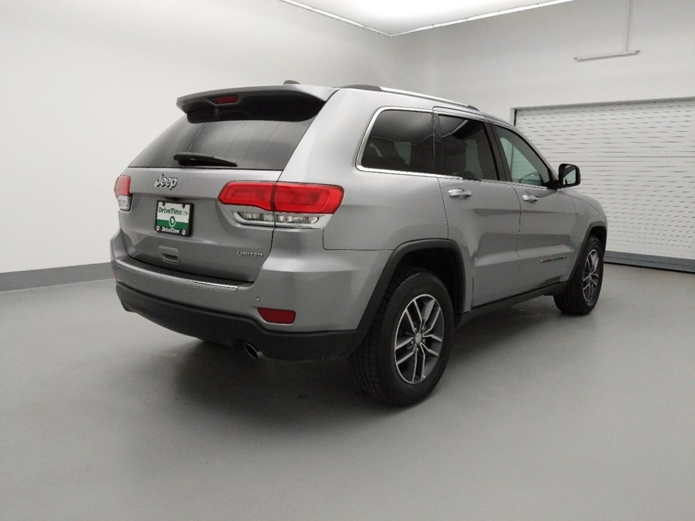 2017 Jeep Grand Cherokee - Passenger Rear Bumper