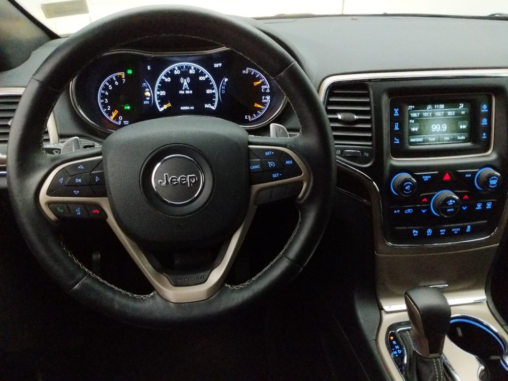2017 Jeep Grand Cherokee - Driver Dash