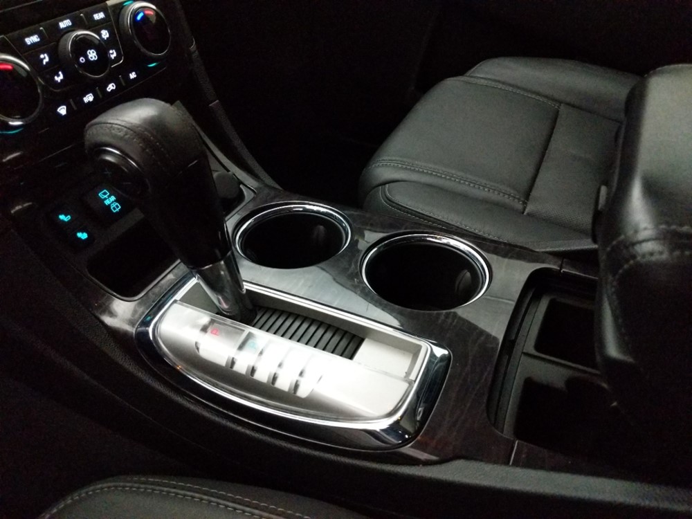 2017 Buick Enclave - Center Console/Cup Holders