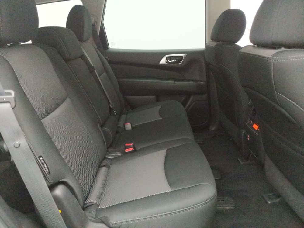 2018 Nissan Pathfinder - Passenger Rear Seat