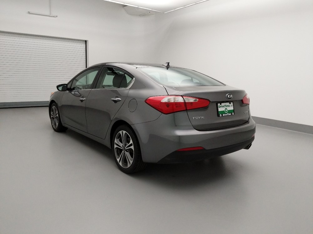 2016 Kia Forte - Driver Rear Bumper