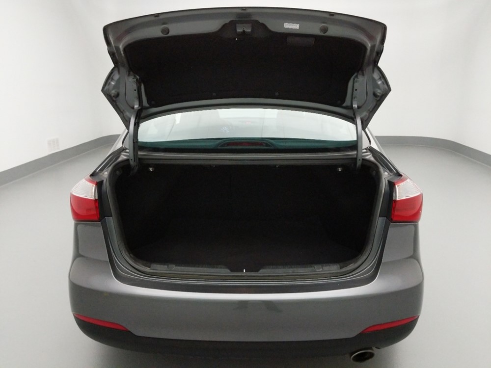 2016 Kia Forte - Trunk