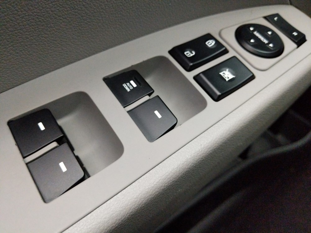 2017 Hyundai Elantra - Driver Power Windows/Lock Control